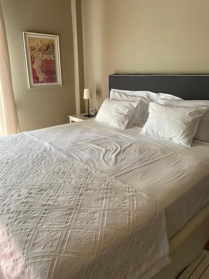 Rex Hotel - Bebeka'S Захаро Екстериор снимка