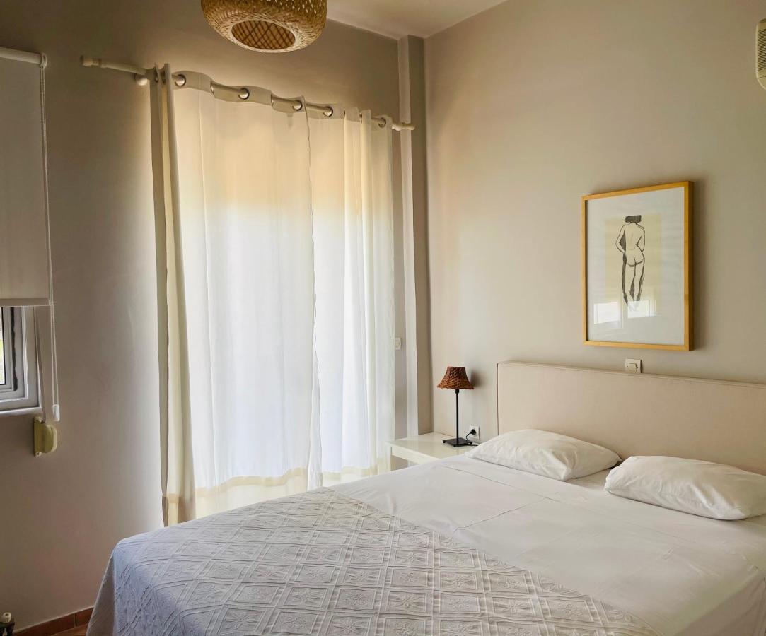 Rex Hotel - Bebeka'S Захаро Екстериор снимка